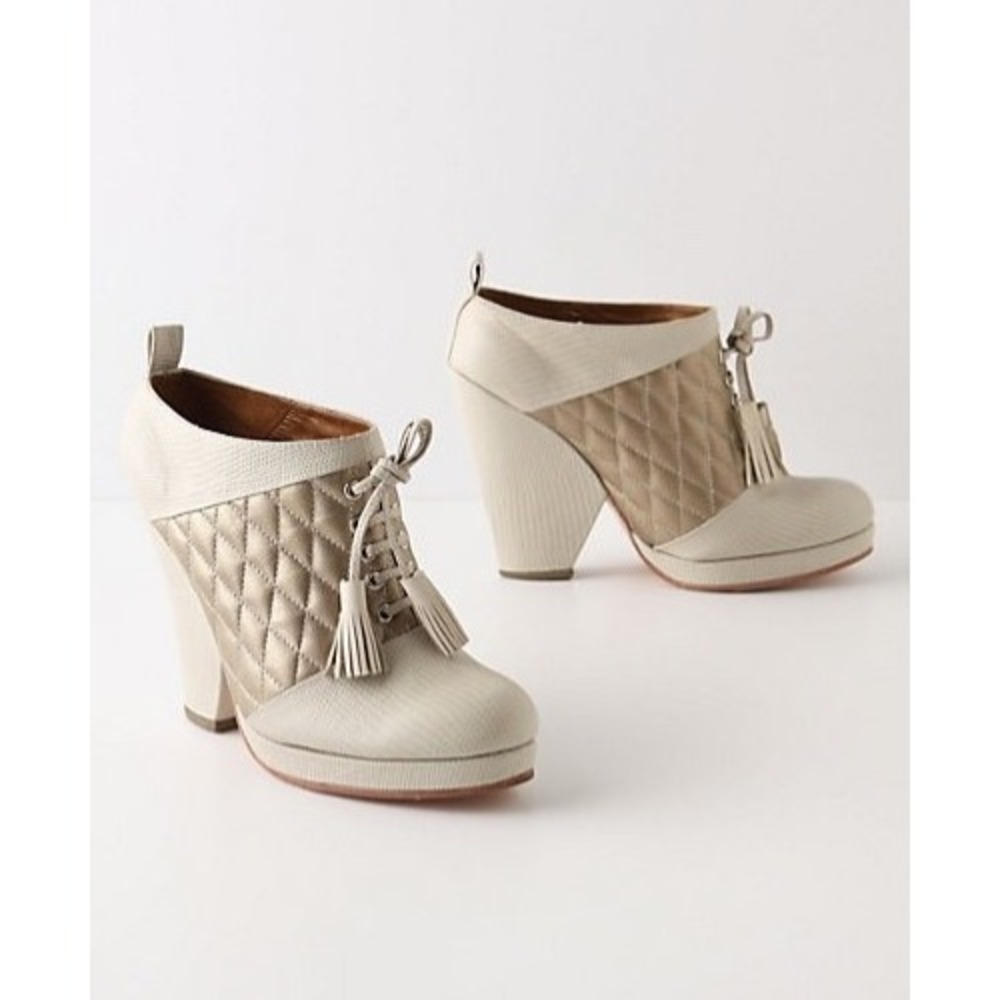 Rachel Comey Tan and Gold Mock Croc and Quilted Slip On Tie Look Heels size 6.5